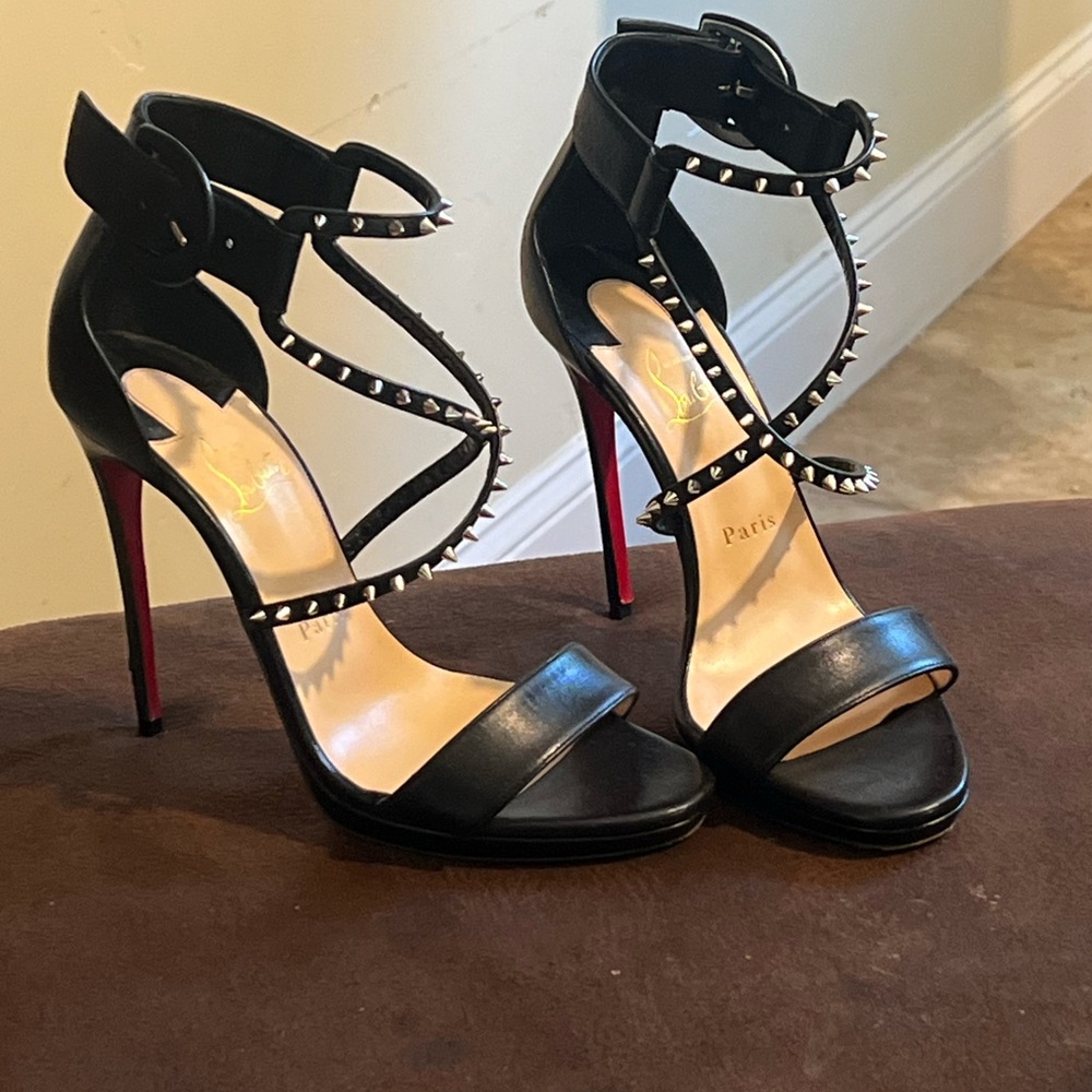 Christian Louboutin Choca Lux Studded Women's Heels
